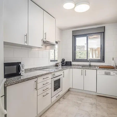 2285 Superb 3 Bedrooms And Seaview-rock Bay I Apartment